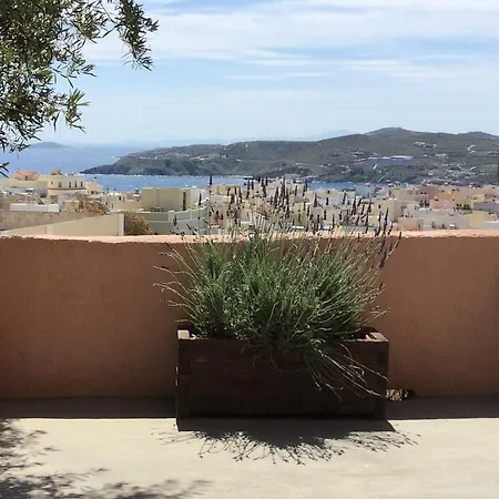 Romanza Apartment Ano Syros
